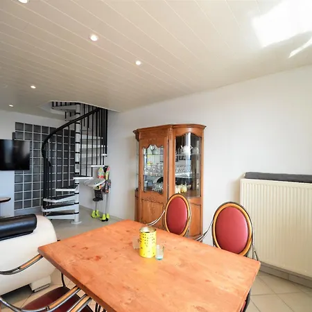 Holiday home Holiday Home In Rochehaut With Fenced Garden, Cleaning Included *