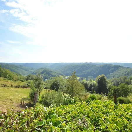 Holiday Home In Rochehaut With Fenced Garden, Cleaning Included Rochehaut